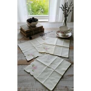 3 Piece Vtg White Embroidered Floral Square Cloth Table Handkerchief Napkins